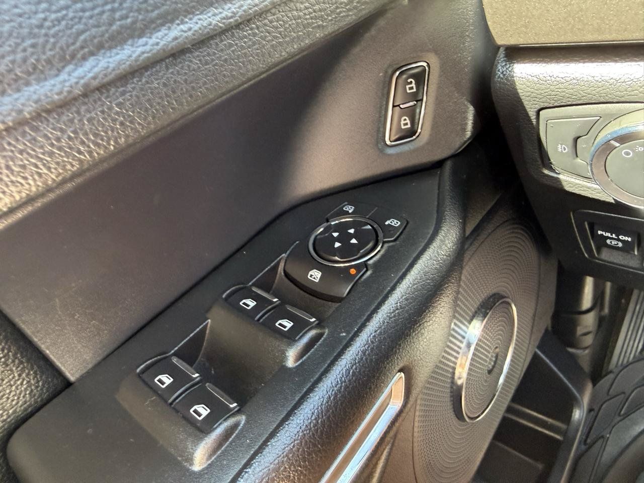Used 2020 Ford Expedition XLT w/ Equipment Group 201A RWD image 30
