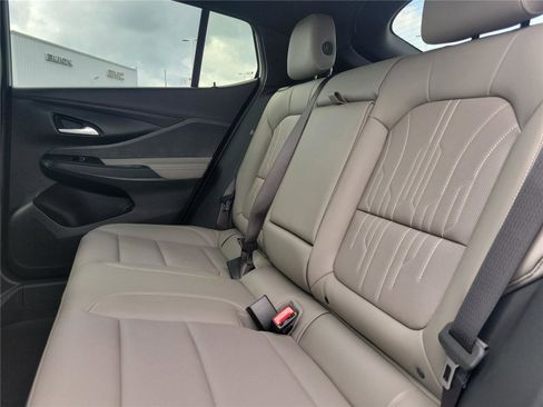 New 2026 Buick Envista Avenir image 13