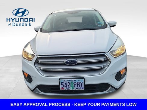 Used 2019 Ford Escape SE image 5