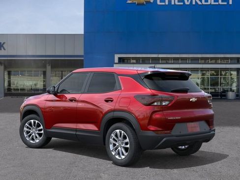 New 2026 Chevrolet TrailBlazer LS w/ LS Convenience Package FWD image 3