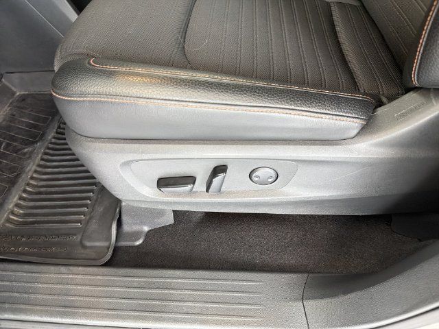 Used 2023 Nissan Pathfinder Rock Creek AWD/4WD image 21