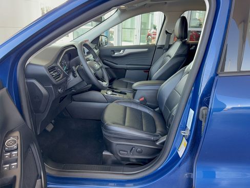 Certified 2022 Ford Escape SEL image 11