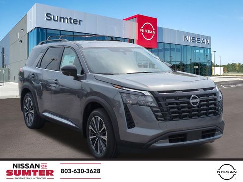 New 2026 Nissan Pathfinder Platinum w/ Accent Package FWD image 1