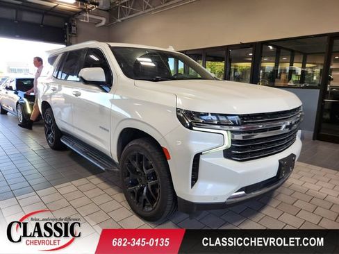 Used 2022 Chevrolet Tahoe LT RWD image 1