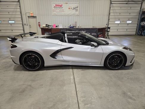 Used 2020 Chevrolet Corvette Stingray Premium Conv w/ 3LT Preferred Equipment Group image 6