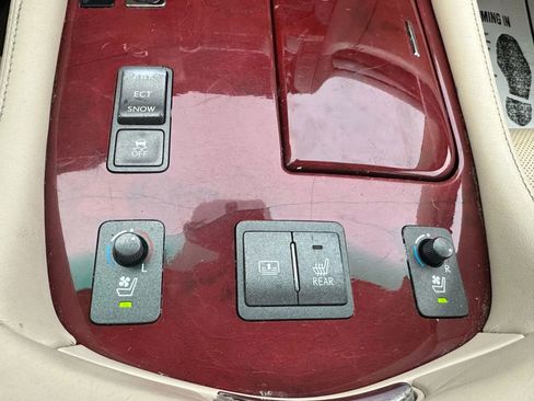 Used 2012 Lexus LS 460 AWD image 43