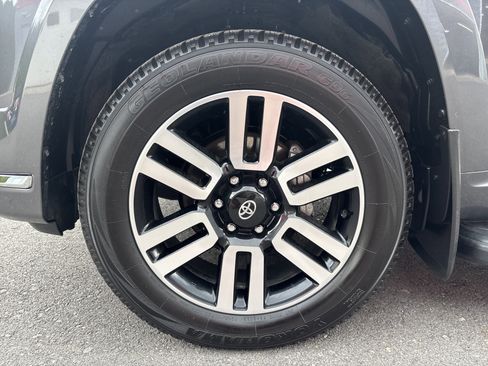 Certified 2023 Toyota 4Runner Limited AWD/4WD image 11