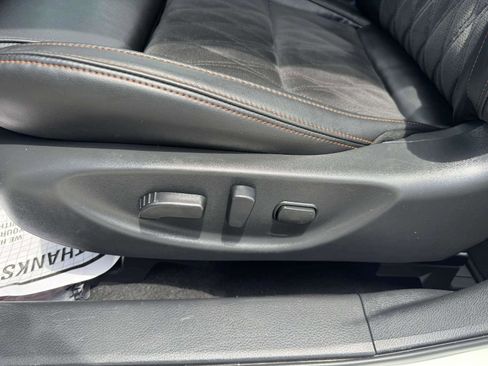 Used 2023 Nissan Maxima SR w/ Sport Mat Group FWD image 20