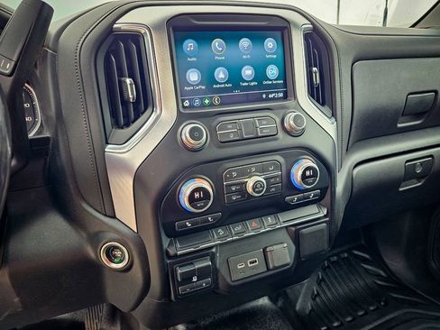 Certified 2022 GMC Sierra 3500 SLE w/ SLE Convenience Package AWD/4WD image 23