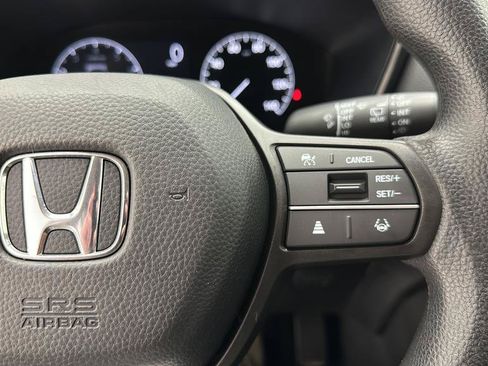 Used 2025 Honda CR-V LX image 18