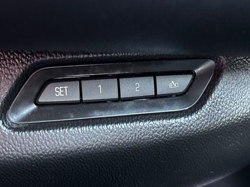 Used 2017 Cadillac Escalade Premium Luxury image 56