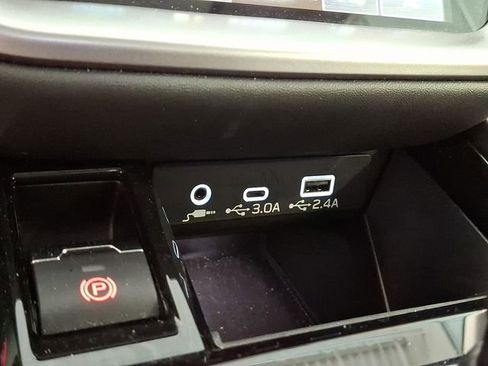 Certified 2025 Subaru Outback Premium image 23