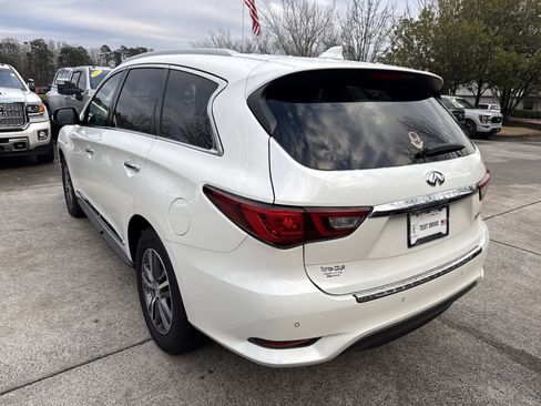 Used 2018 INFINITI QX60 FWD w/ Premium Plus Package image 10