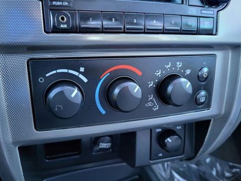 Used 2006 Dodge Dakota SLT image 22