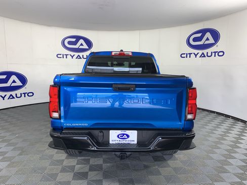 Used 2023 Chevrolet Colorado Z71 w/ Z71 Convenience Package 2 AWD/4WD image 4