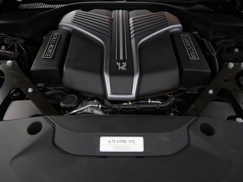 Used 2022 Rolls-Royce Ghost Black Badge image 34