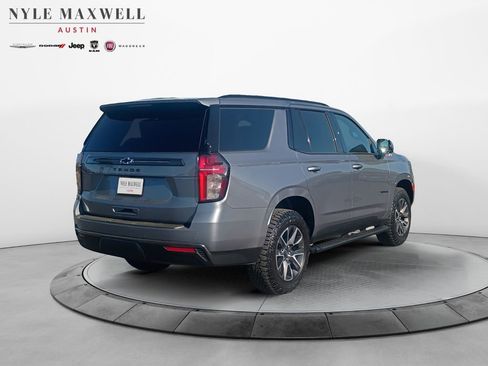 Used 2022 Chevrolet Tahoe Z71 w/ Luxury Package image 16