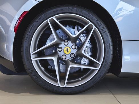 Used 2023 Ferrari F8 Tributo image 27