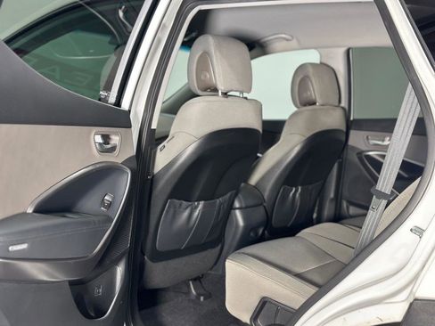 Used 2017 Hyundai Santa Fe Sport image 12