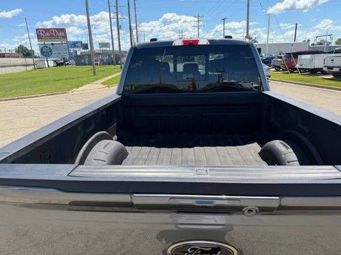 Used 2026 Ford F250 Lariat w/ Black Appearance Package AWD/4WD image 6