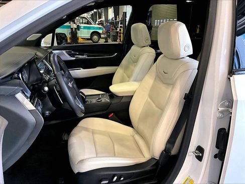 Used 2021 Cadillac XT6 Sport AWD/4WD image 10