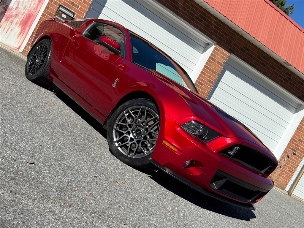 Used 2014 Ford Mustang Shelby GT500 w/ Equipment Group 821A RWD image 27