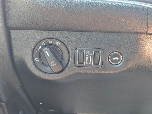 Used 2020 Dodge Challenger R/T Scat Pack RWD image 14