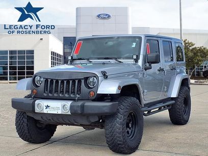 Used 2013 Jeep Wrangler Unlimited Sahara w/ Dual Top Group
