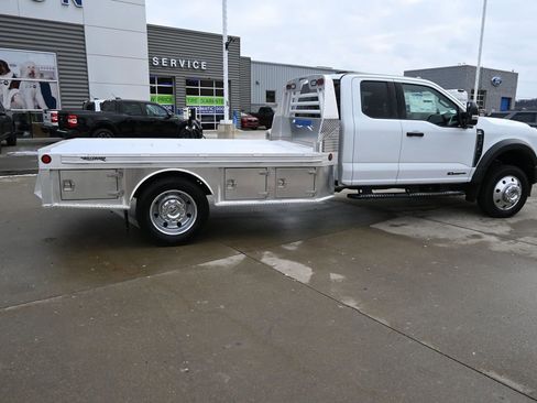 Used 2024 Ford F550 2WD SuperCab Super Duty w/ XLT Value Package image 46