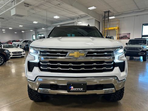 Used 2025 Chevrolet Silverado 1500 LTZ w/ Z71 Off-Road Package AWD/4WD image 2