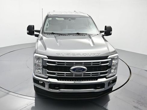 Used 2025 Ford F250 XLT AWD/4WD image 29