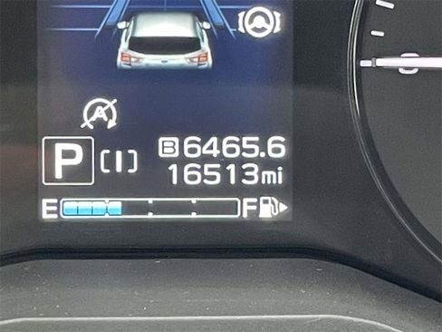 Used 2023 Subaru Crosstrek 2.0i Premium image 23