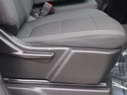 Used 2022 Chevrolet Silverado 2500 Custom w/ Custom Convenience Package image 20