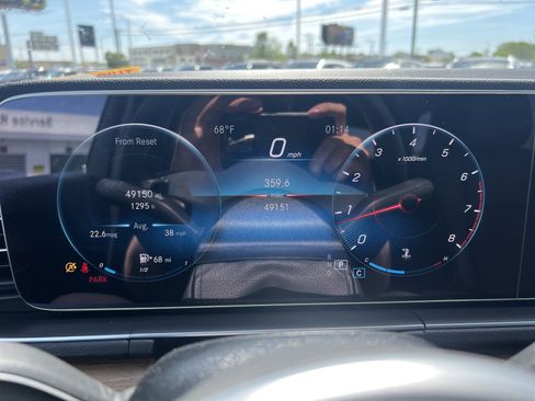 Used 2023 Mercedes-Benz GLC 300 4MATIC w/ Pinnacle Trim Package image 21