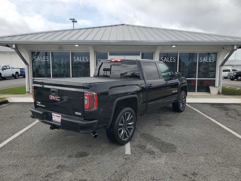 Used 2018 GMC Sierra 1500 SLT AWD/4WD image 6