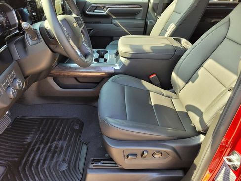 New 2026 Chevrolet Silverado 2500 LTZ w/ LTZ Convenience Package image 15