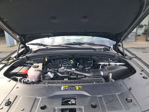 Used 2023 Jeep Grand Cherokee Altitude image 27