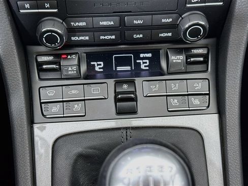 Certified 2018 Porsche 911 Carrera RWD image 22