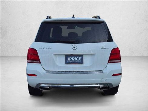 Used 2015 Mercedes-Benz GLK 350 4MATIC image 7