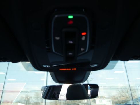 Used 2025 Audi Q7 3.0T Premium Plus image 41