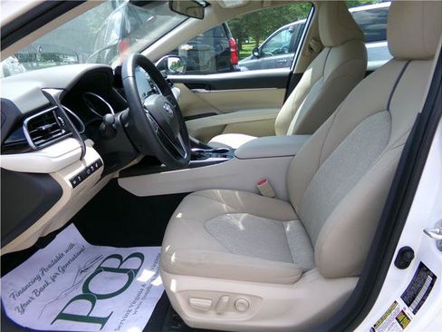 Used 2022 Toyota Camry LE w/ Cold Weather Package FWD image 3