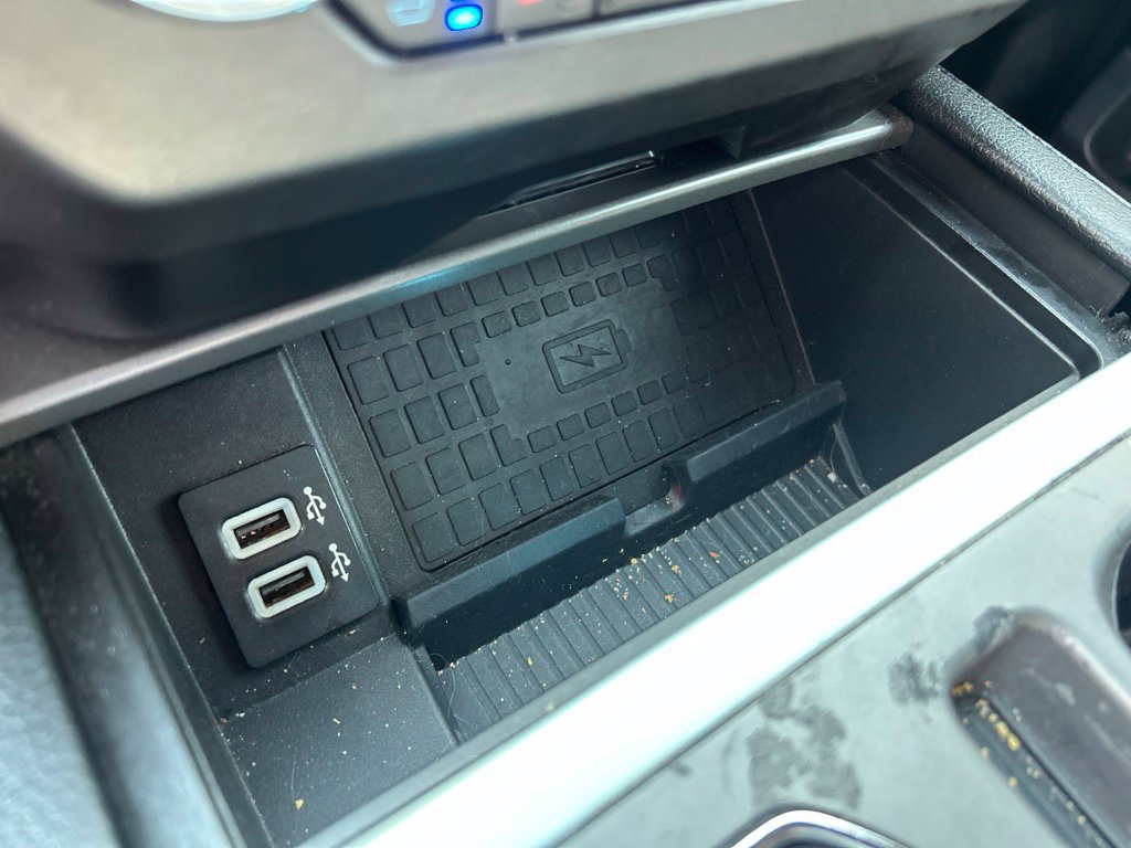 Used 2019 Ford Expedition XLT w/ Equipment Group 202A AWD/4WD image 31