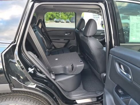 New 2026 Nissan Rogue Dark Armor AWD/4WD image 16