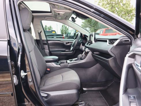 Used 2023 Toyota RAV4 XLE image 25