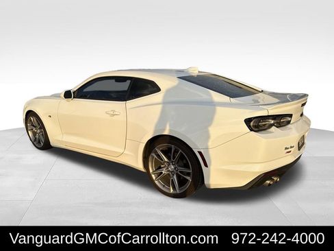 Used 2020 Chevrolet Camaro LT w/ RS Package RWD image 4