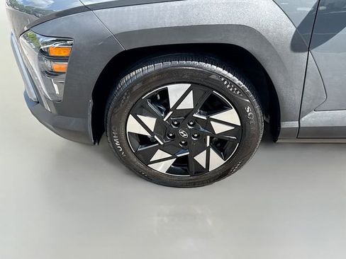 Certified 2025 Hyundai Kona SEL image 29