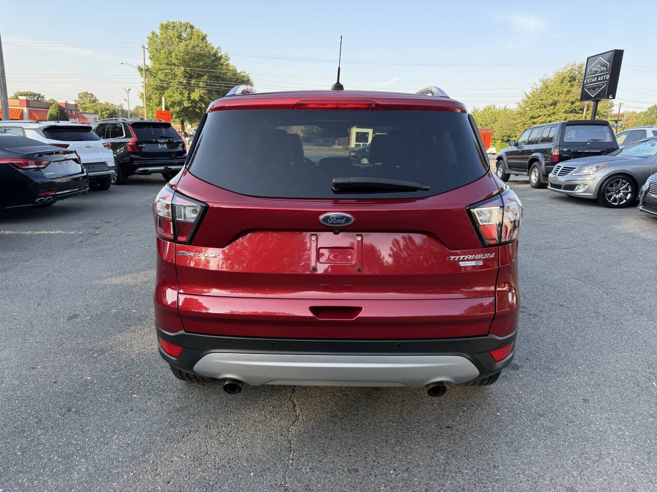 Used 2017 Ford Escape Titanium AWD/4WD image 6
