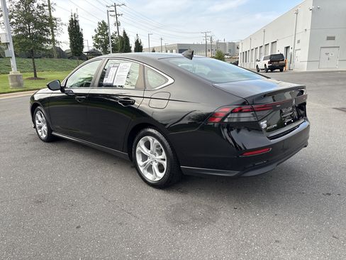 Used 2024 Honda Accord LX image 7