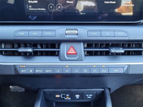 New 2025 Kia K4 LXS image 21