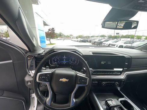 Used 2025 Chevrolet Silverado 1500 LTZ AWD/4WD image 10